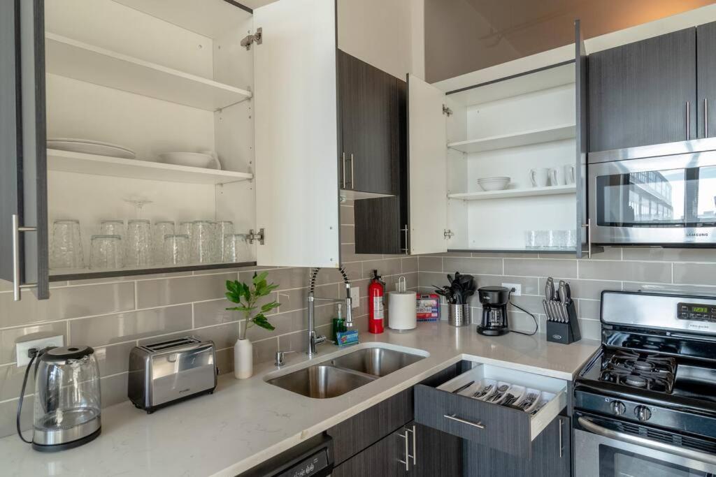 Chicago 2Br Suite Perfect For Convention And Business Trips Near Mccormick Place, Arena, Soldier Field And Grant Park Екстериор снимка